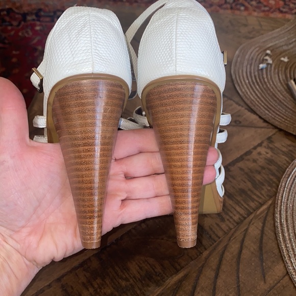 Linea Paolo White Cage Heel Sandals - Picture 3 of 5